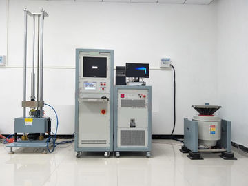 UN38.3 IEC 62133の電磁石の振動試験台電池の試験装置